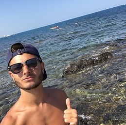Profil de Enis